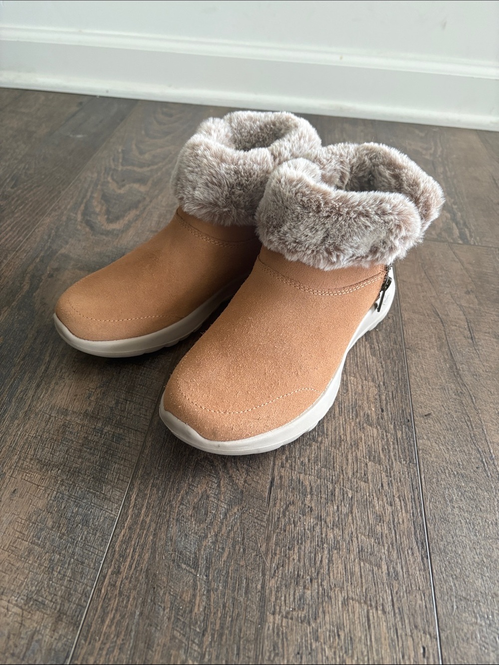 Skechers Women's Faux Fur Cuff Ankle Boots - Tan